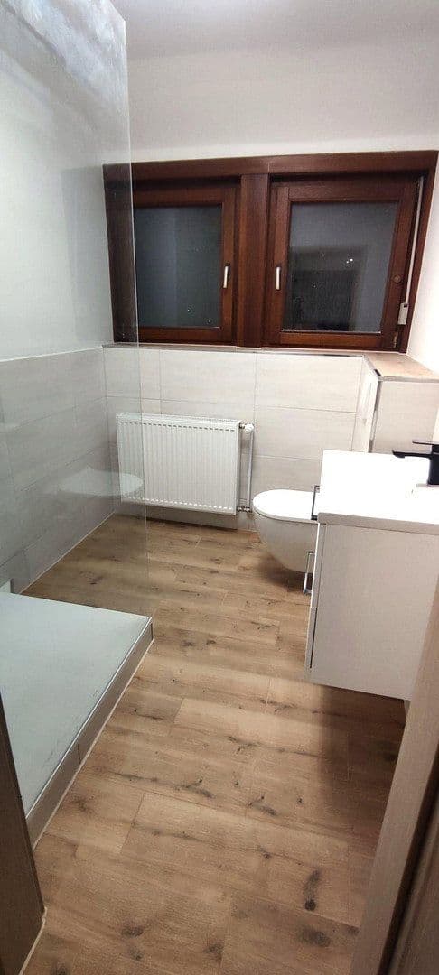 Predaj domu 130 m², pozemok 255 m², Rinteln, Dolné Sasko Predaj domu 130 m², pozemok 255 m², Rinteln, Dolné Sasko