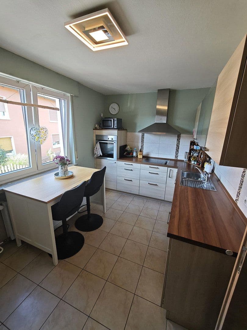 Predaj domu 130 m², pozemok 255 m², Rinteln, Dolné Sasko Predaj domu 130 m², pozemok 255 m², Rinteln, Dolné Sasko