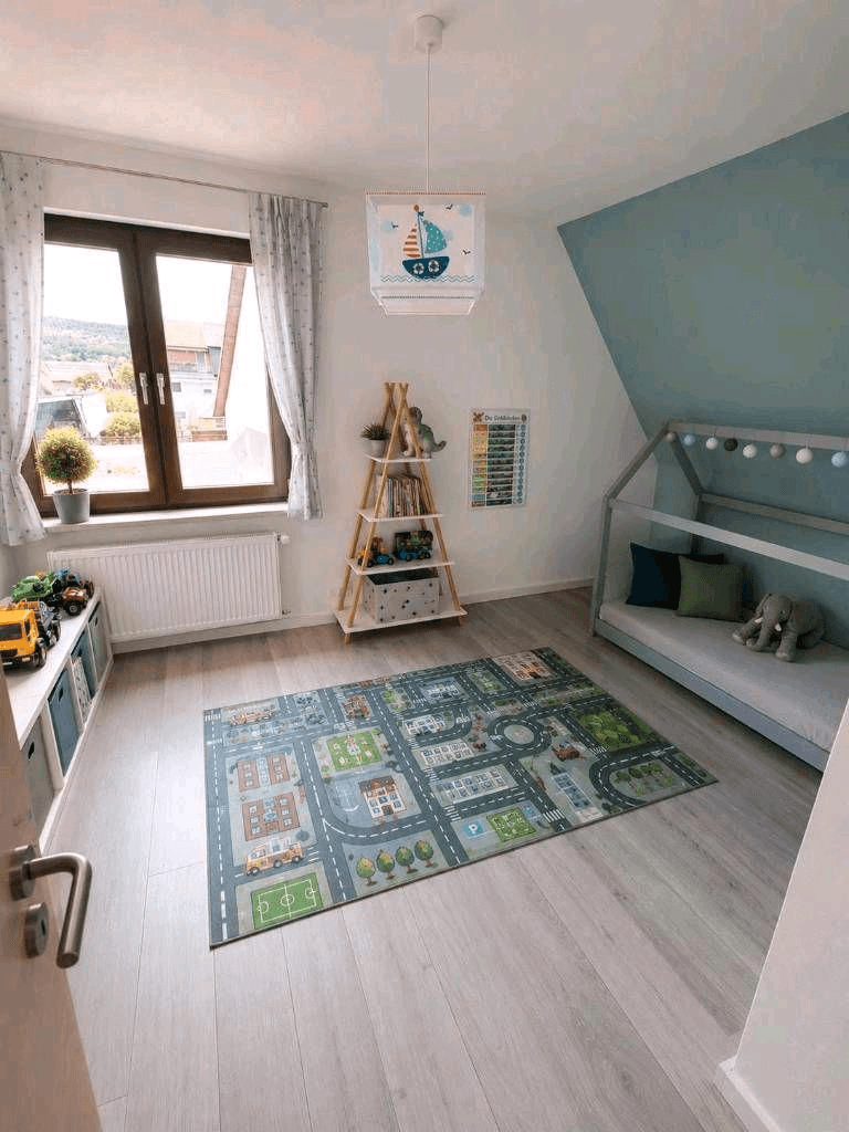 Predaj domu 130 m², pozemok 255 m², Rinteln, Dolné Sasko Predaj domu 130 m², pozemok 255 m², Rinteln, Dolné Sasko