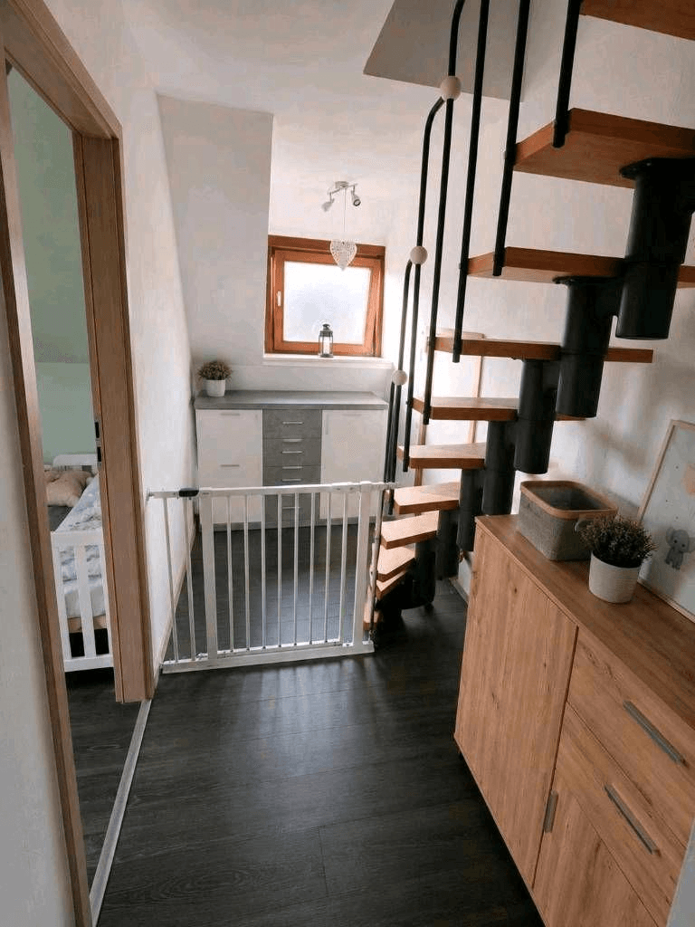 Predaj domu 130 m², pozemok 255 m², Rinteln, Dolné Sasko Predaj domu 130 m², pozemok 255 m², Rinteln, Dolné Sasko