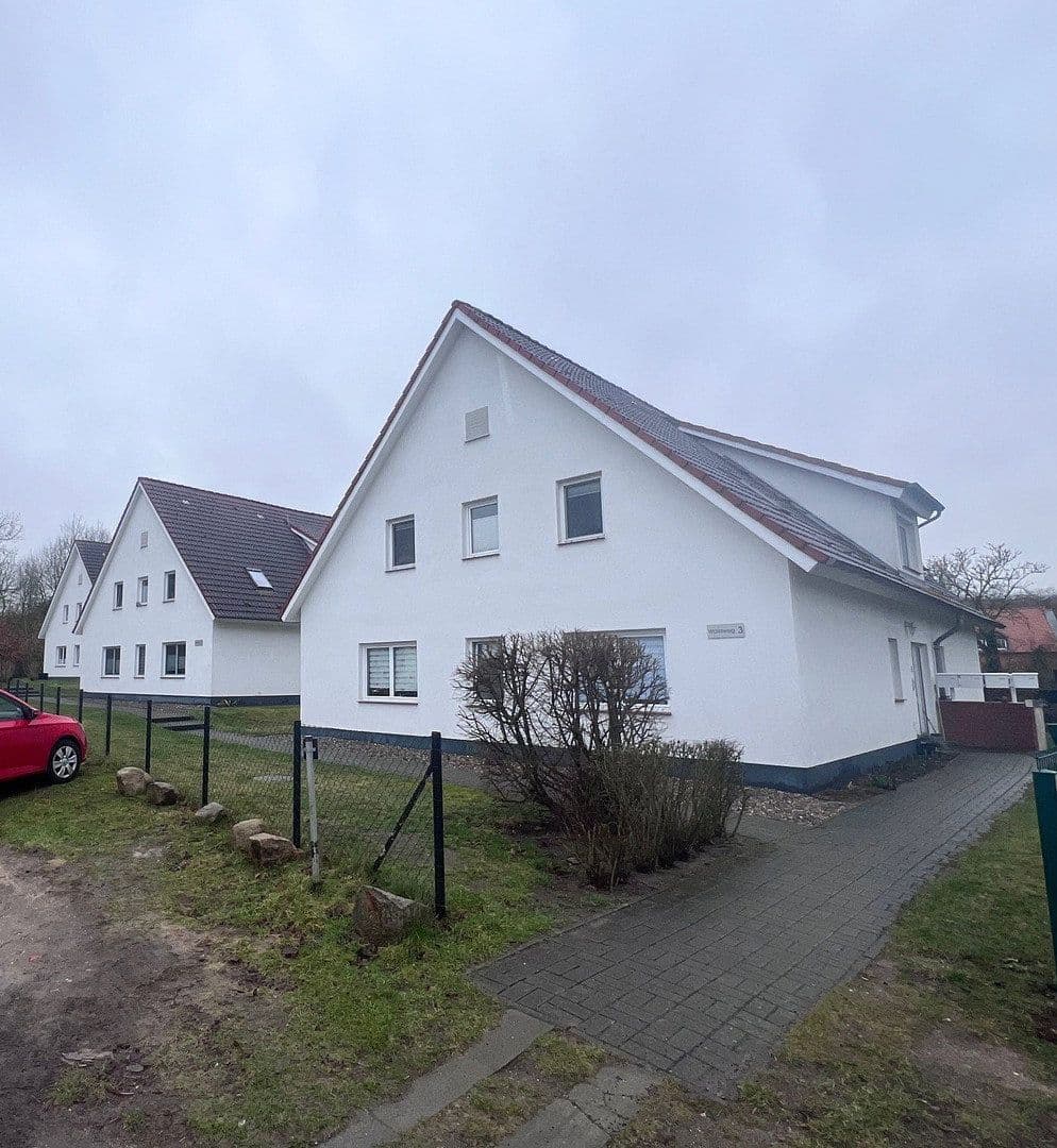 Prenájom bytu 3-izbový 70 m², Neuburg, Meklenbursko-Predpomoransko Prenájom bytu 3-izbový 70 m², Neuburg, Meklenbursko-Predpomoransko