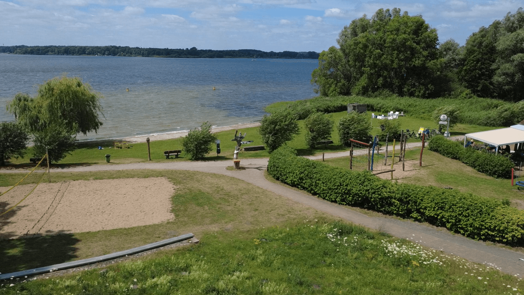 Predaj domu 280 m², pozemok 1.413 m², Zylinderberg 8, Zislow, Meklenbursko-Predpomoransko Predaj domu 280 m², pozemok 1.413 m², Zylinderberg 8, Zislow, Meklenbursko-Predpomoransko