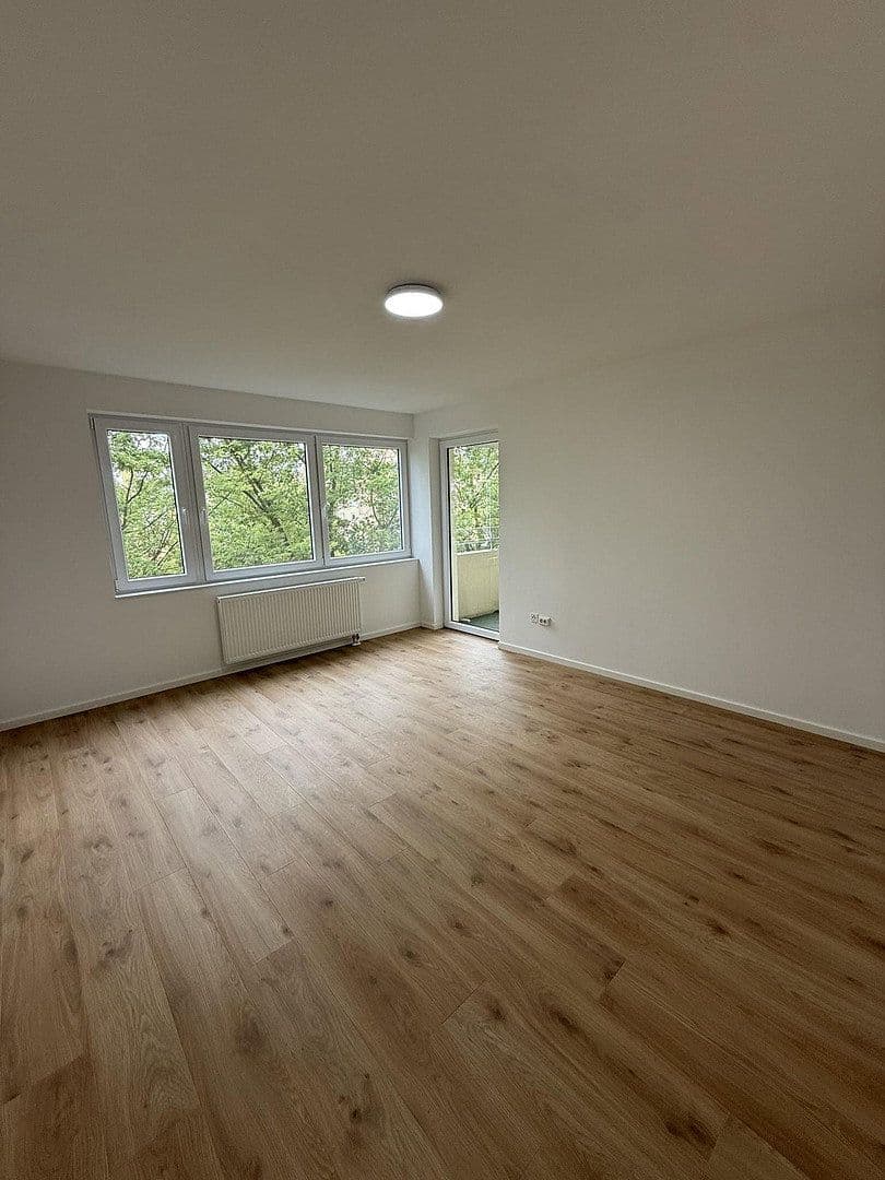Prenájom bytu 2-izbový 58 m², Wettersteinstraße 53, Nürnberg, Bavorsko Prenájom bytu 2-izbový 58 m², Wettersteinstraße 53, Nürnberg, Bavorsko