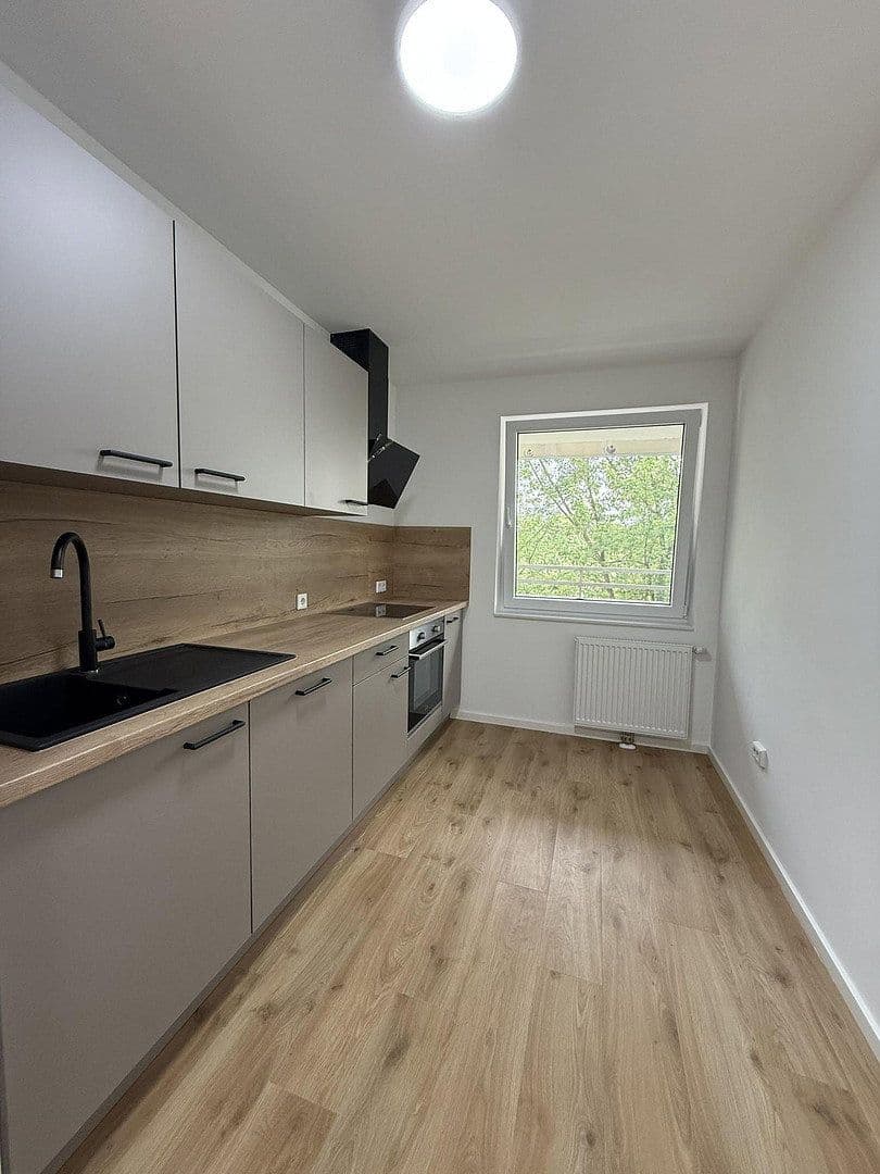Prenájom bytu 2-izbový 58 m², Wettersteinstraße 53, Nürnberg, Bavorsko Prenájom bytu 2-izbový 58 m², Wettersteinstraße 53, Nürnberg, Bavorsko