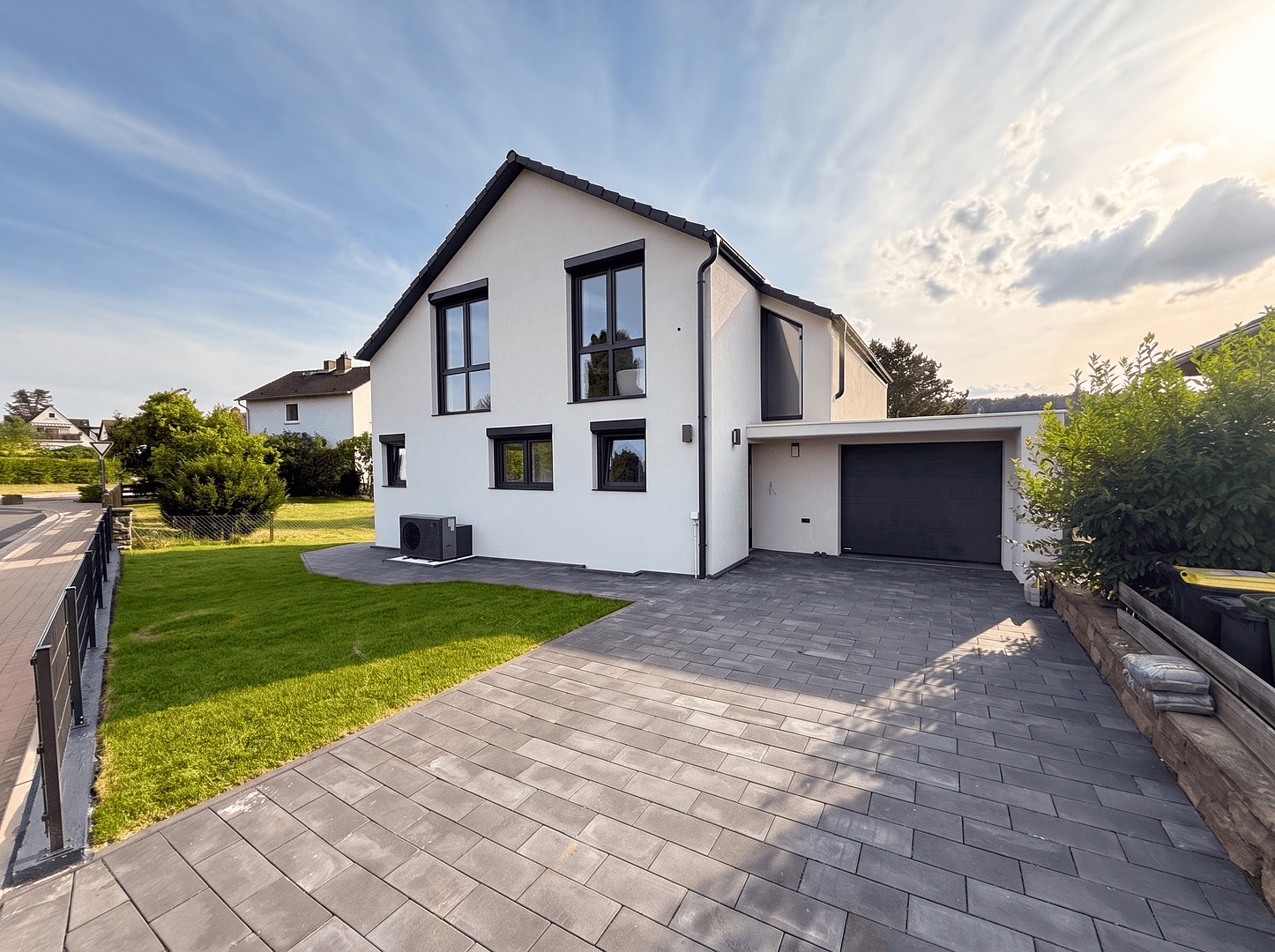 Predaj domu 167 m², pozemok 1.448 m², Steinbreite 1, Fuldabrück, Hesensko Predaj domu 167 m², pozemok 1.448 m², Steinbreite 1, Fuldabrück, Hesensko