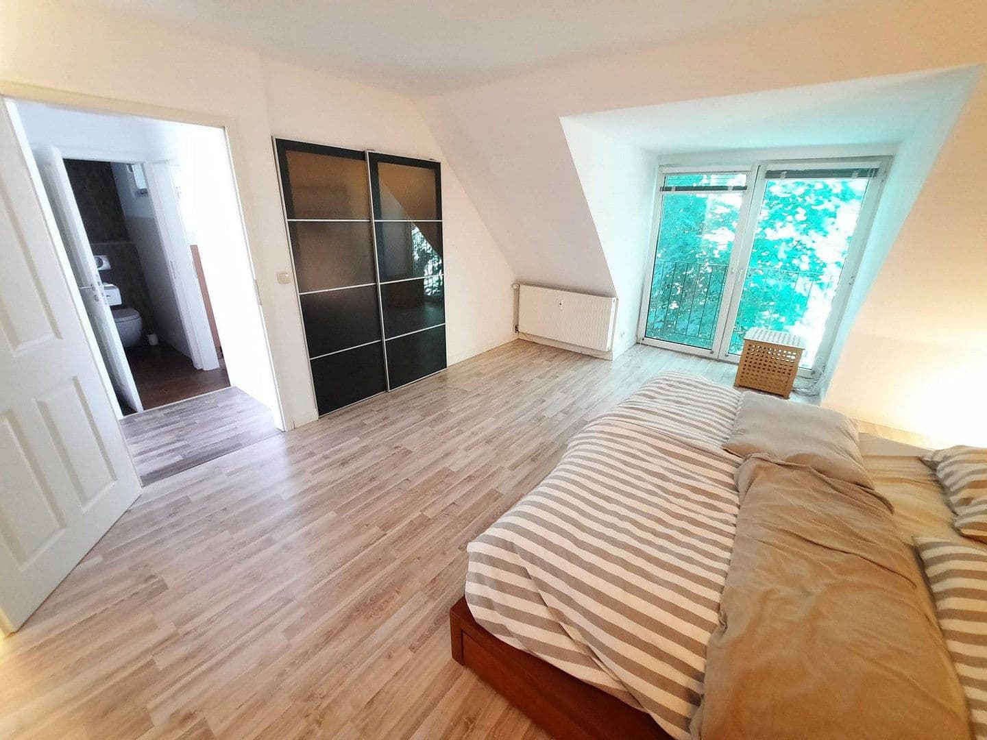 Predaj bytu 2-izbový 74 m², Johnsallee, Hamburg, Hamburg Predaj bytu 2-izbový 74 m², Johnsallee, Hamburg, Hamburg