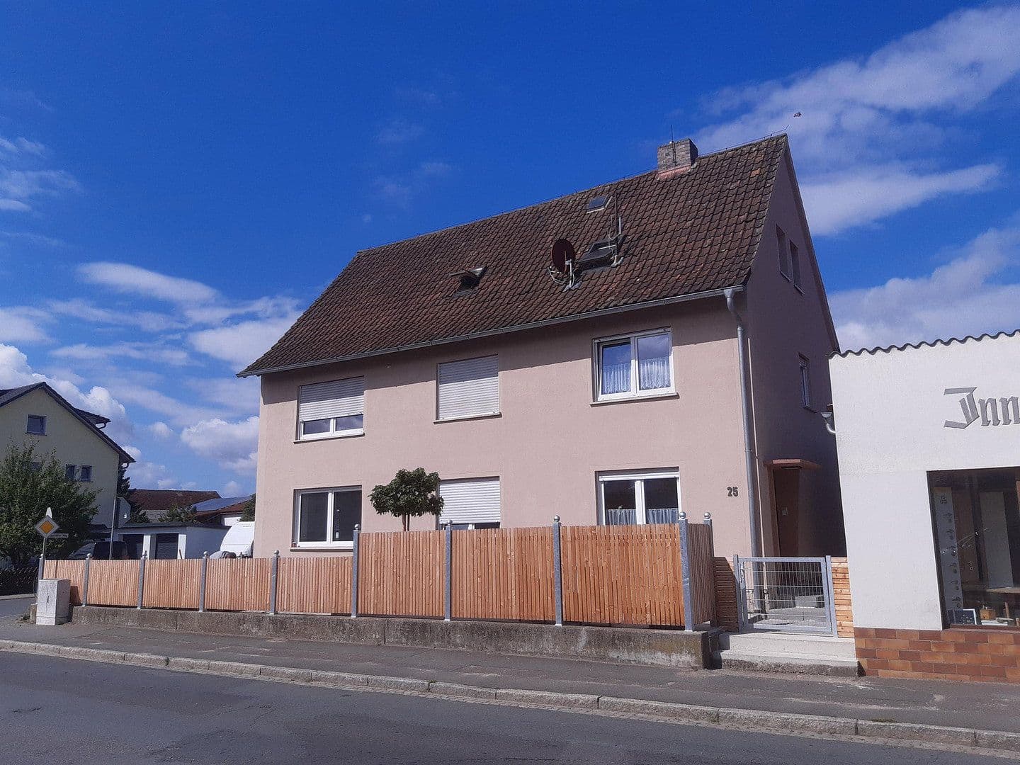 Prenájom bytu 3-izbový 40 m², Hemhofen, Bavorsko Prenájom bytu 3-izbový 40 m², Hemhofen, Bavorsko