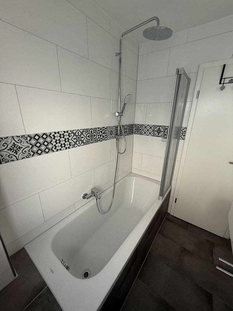 Prenájom bytu 3-izbový 40 m², Hemhofen, Bavorsko Prenájom bytu 3-izbový 40 m², Hemhofen, Bavorsko
