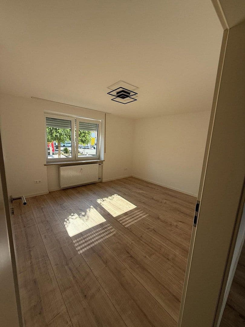 Prenájom bytu 3-izbový 40 m², Hemhofen, Bavorsko Prenájom bytu 3-izbový 40 m², Hemhofen, Bavorsko