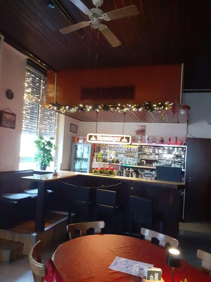 Prenájom nebytového priestoru 51 m², Mannheim, Bádensko-Wurttembersko Prenájom nebytového priestoru 51 m², Mannheim, Bádensko-Wurttembersko