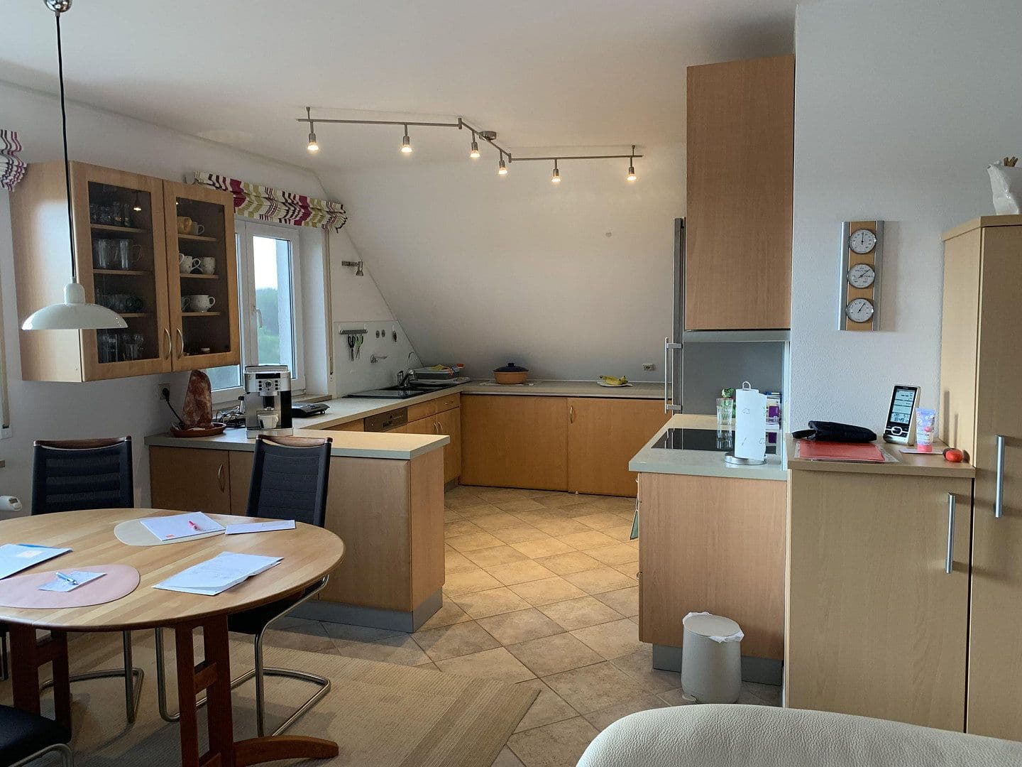 Prenájom bytu 3-izbový 100 m², Wilhermsdorf, Bavorsko Prenájom bytu 3-izbový 100 m², Wilhermsdorf, Bavorsko
