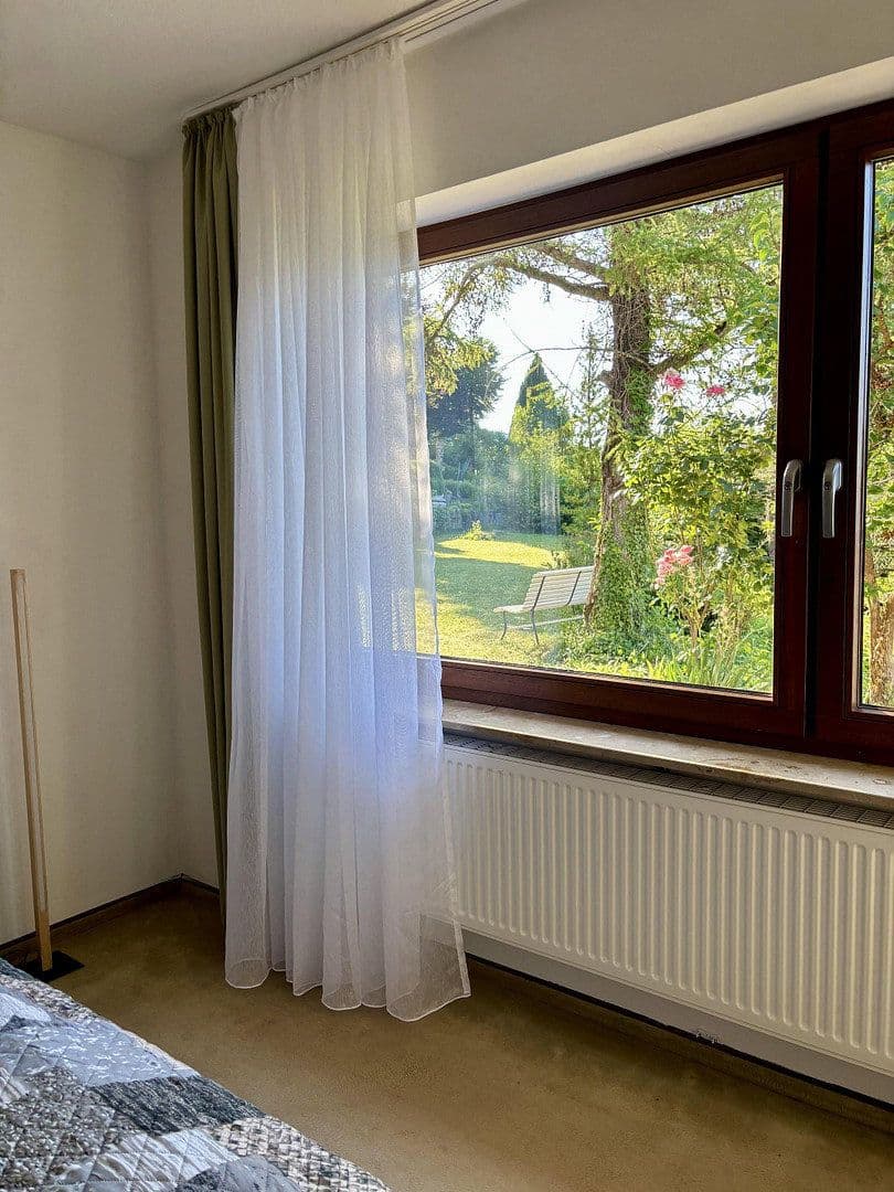 Prenájom bytu 4-izbový 110 m², Salem, Bádensko-Wurttembersko Prenájom bytu 4-izbový 110 m², Salem, Bádensko-Wurttembersko