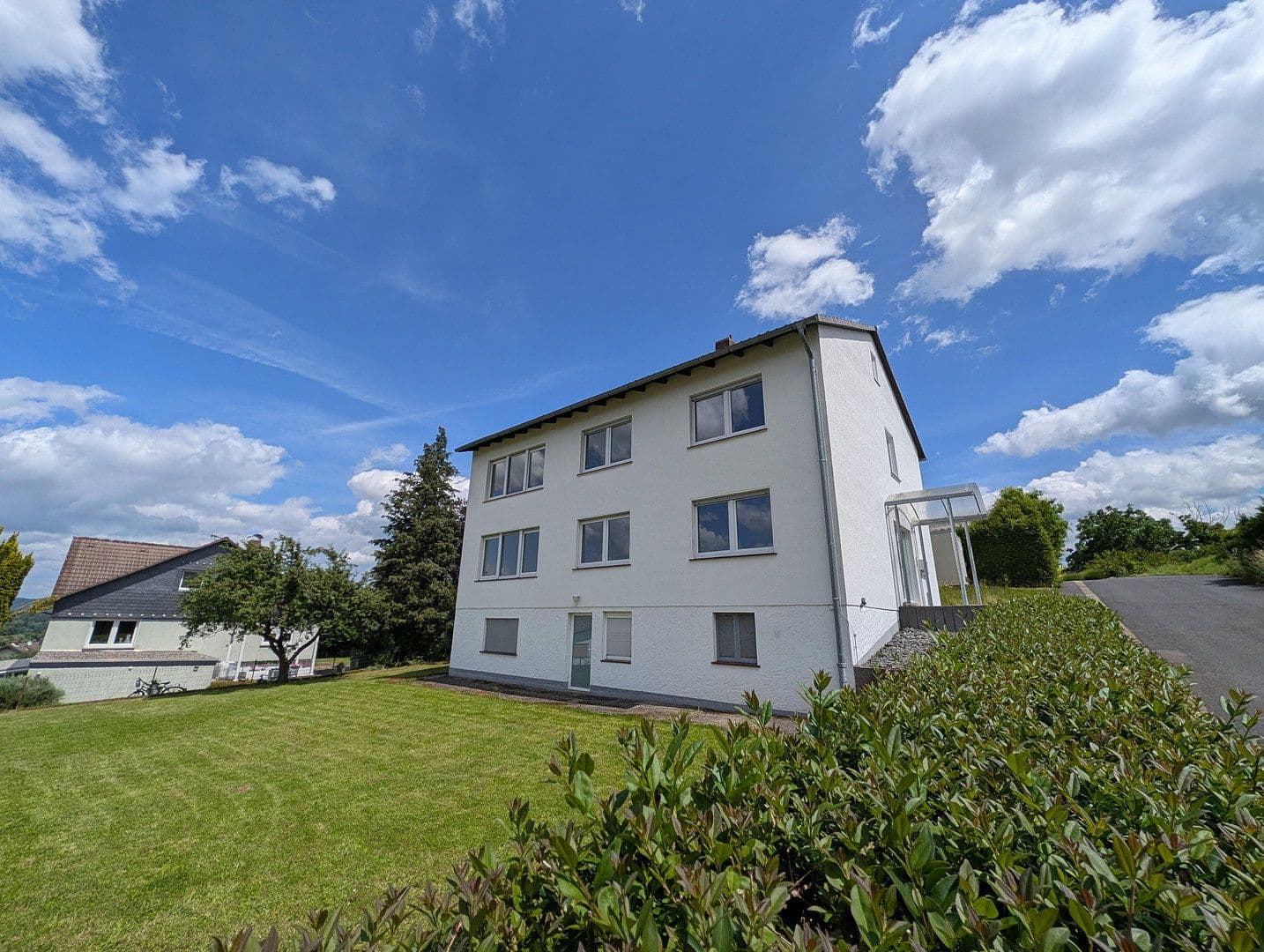 Predaj domu 200 m², pozemok 752 m², Jesberg, Hesensko Predaj domu 200 m², pozemok 752 m², Jesberg, Hesensko