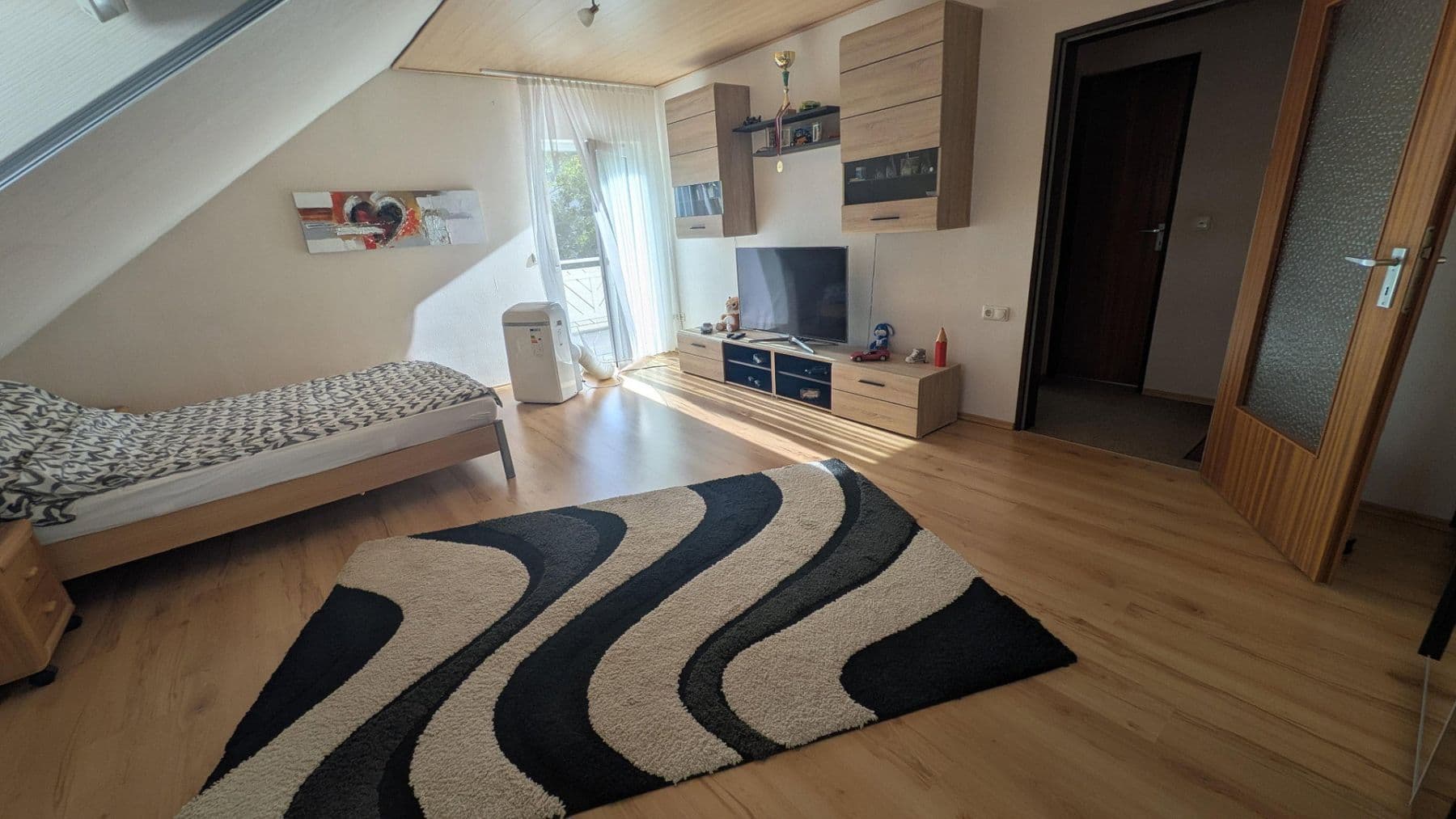 Predaj domu 139 m², pozemok 318 m², Flörsheim, Hesensko Predaj domu 139 m², pozemok 318 m², Flörsheim, Hesensko