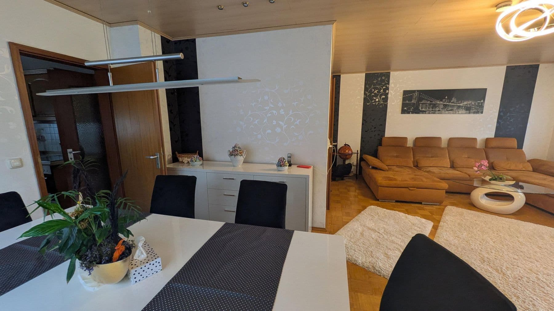 Predaj domu 139 m², pozemok 318 m², Flörsheim, Hesensko Predaj domu 139 m², pozemok 318 m², Flörsheim, Hesensko