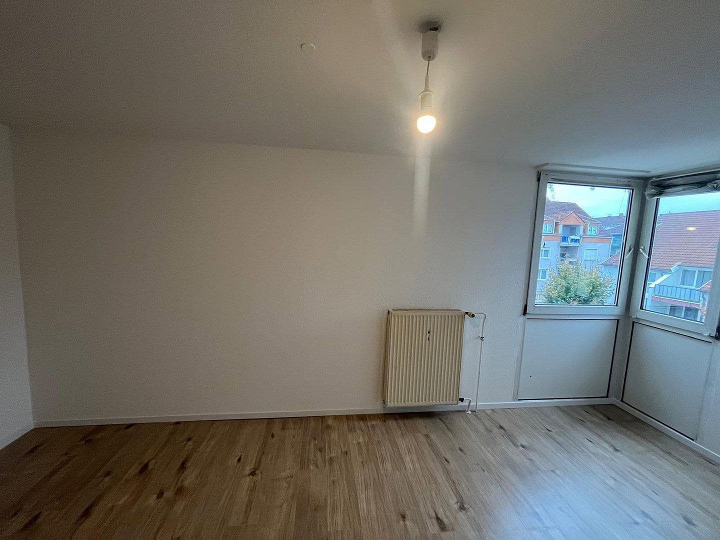 Prenájom bytu 1-izbový 22 m², Homburg, Sársko Prenájom bytu 1-izbový 22 m², Homburg, Sársko