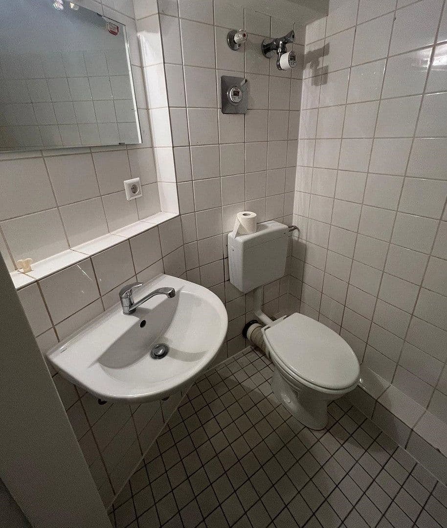 Prenájom bytu 1-izbový 22 m², Homburg, Sársko Prenájom bytu 1-izbový 22 m², Homburg, Sársko