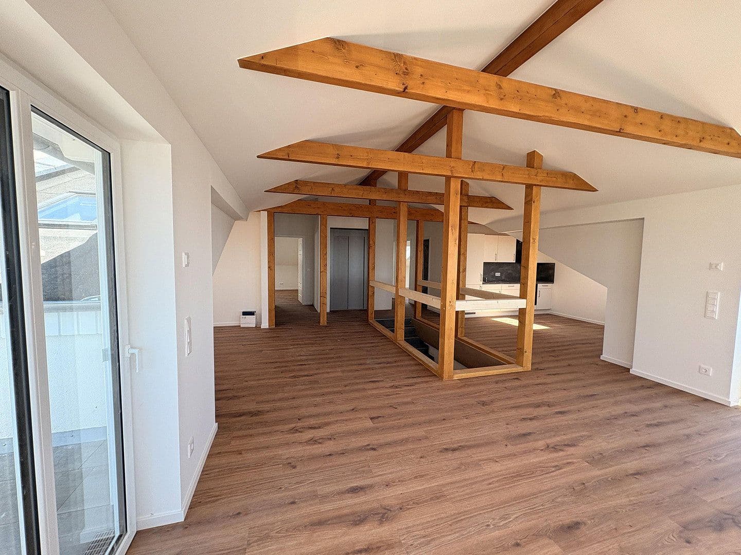 Predaj bytu 4-izbový 112 m², Ringstraße 17, Sassnitz, Meklenbursko-Predpomoransko Predaj bytu 4-izbový 112 m², Ringstraße 17, Sassnitz, Meklenbursko-Predpomoransko