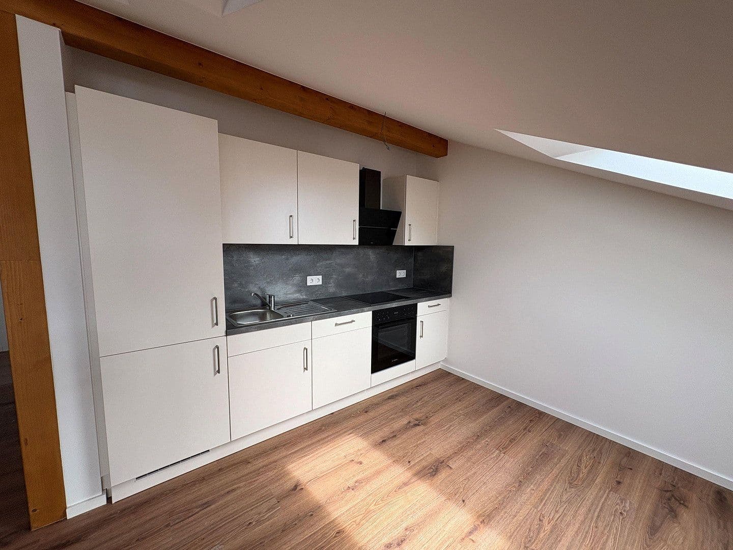 Predaj bytu 4-izbový 112 m², Ringstraße 17, Sassnitz, Meklenbursko-Predpomoransko Predaj bytu 4-izbový 112 m², Ringstraße 17, Sassnitz, Meklenbursko-Predpomoransko
