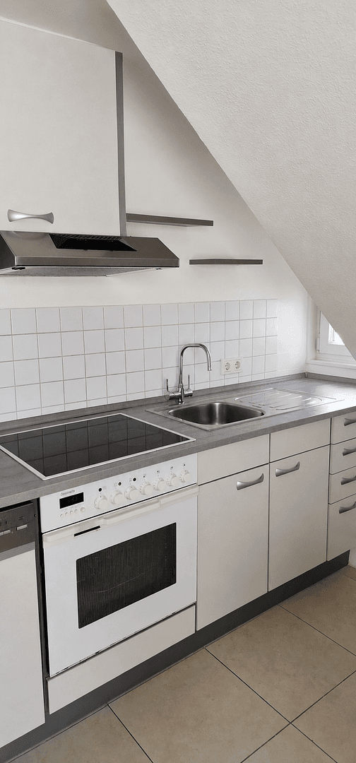 Prenájom bytu 2-izbový 61 m², Heilbronn, Bádensko-Wurttembersko Prenájom bytu 2-izbový 61 m², Heilbronn, Bádensko-Wurttembersko