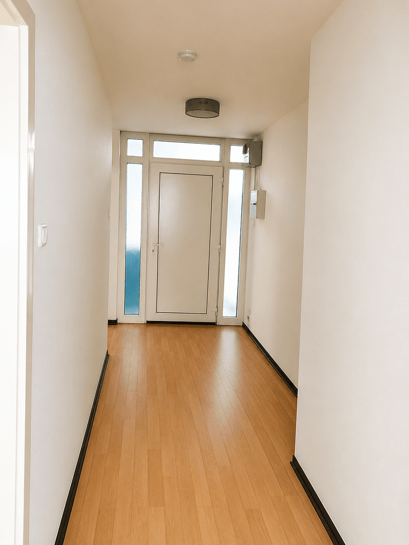 Prenájom bytu 2-izbový 61 m², Heilbronn, Bádensko-Wurttembersko Prenájom bytu 2-izbový 61 m², Heilbronn, Bádensko-Wurttembersko