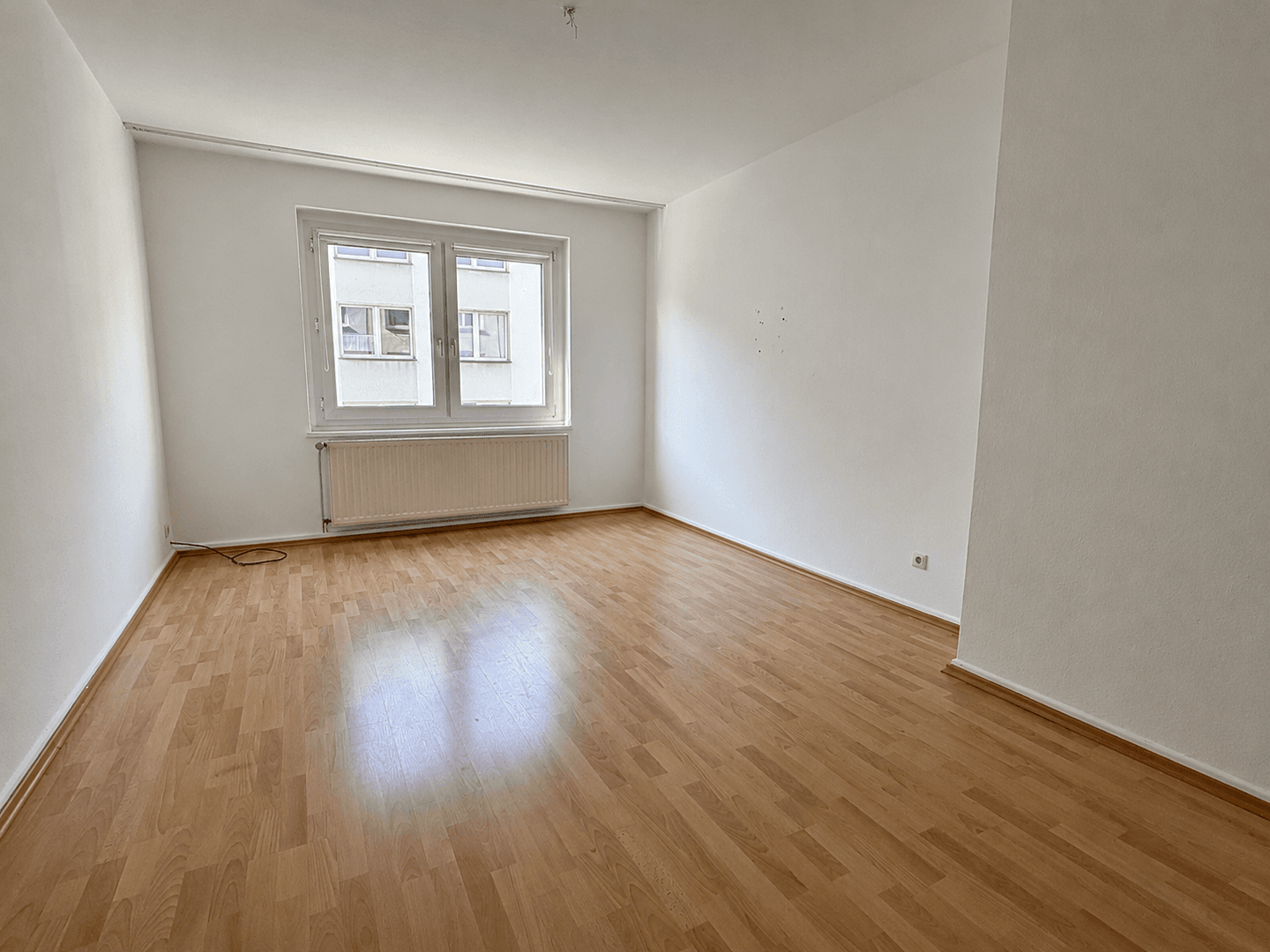 Prenájom bytu 3-izbový 70 m², Aachen, Severné Porýnie - Westfálsko Prenájom bytu 3-izbový 70 m², Aachen, Severné Porýnie - Westfálsko