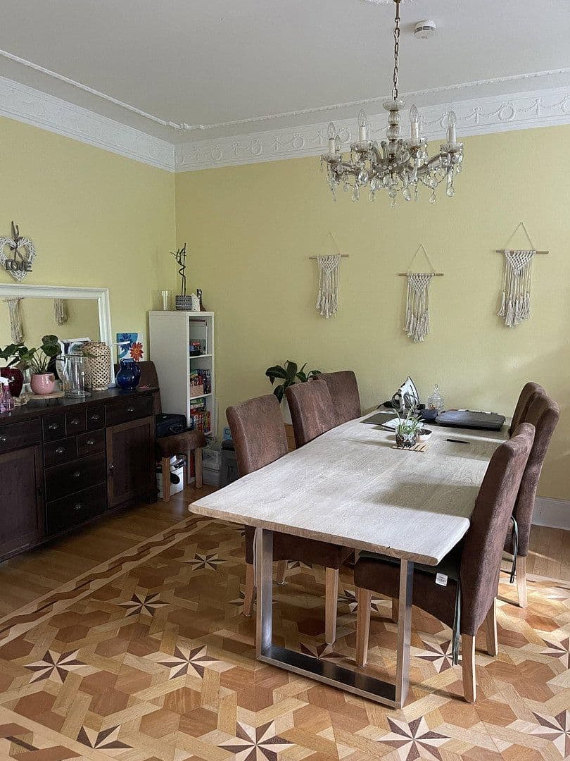 Predaj bytu 3-izbový 101 m², Berlin, Berlín Predaj bytu 3-izbový 101 m², Berlin, Berlín