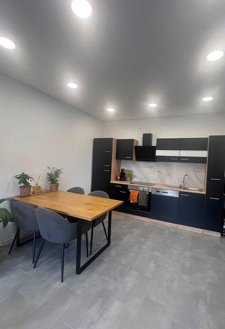 Prenájom bytu 2-izbový 52 m², Bretten, Bádensko-Wurttembersko Prenájom bytu 2-izbový 52 m², Bretten, Bádensko-Wurttembersko