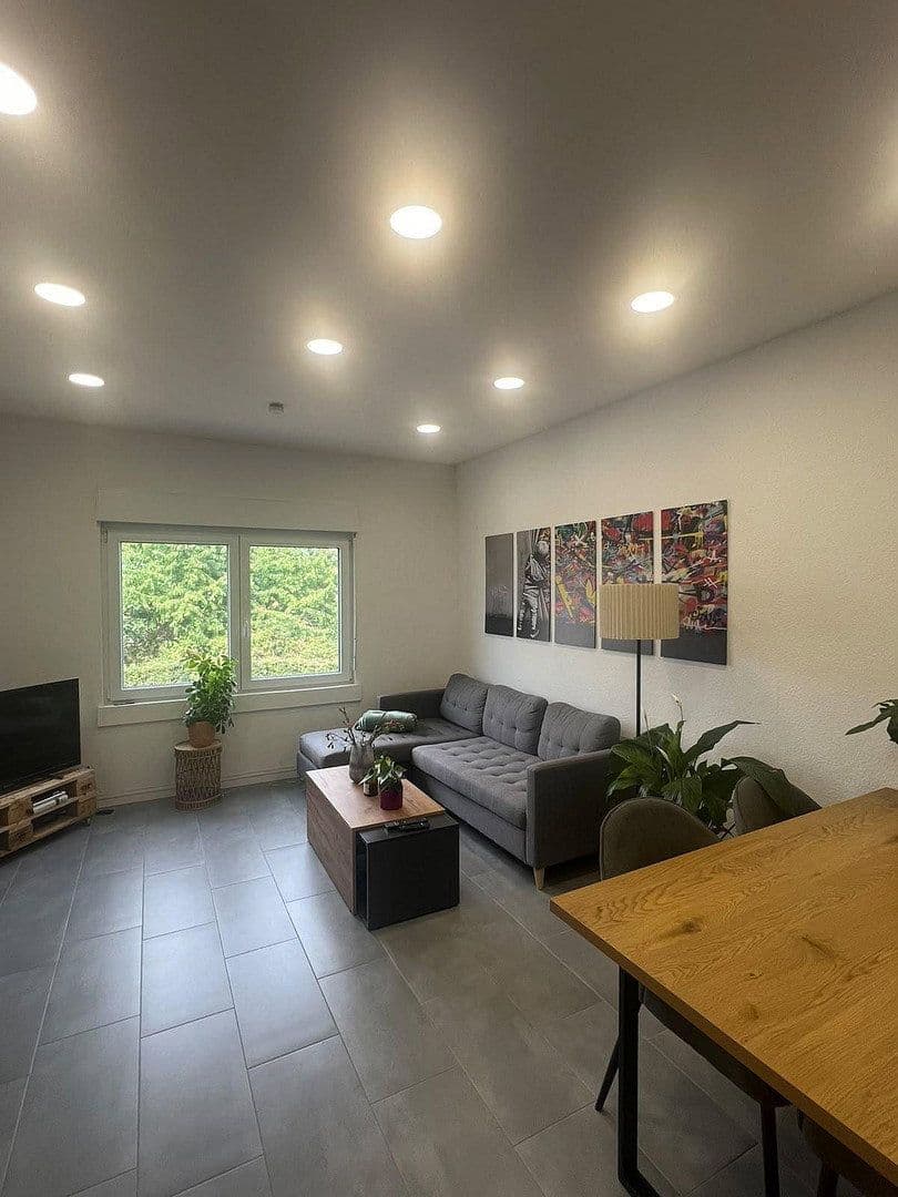 Prenájom bytu 2-izbový 52 m², Bretten, Bádensko-Wurttembersko Prenájom bytu 2-izbový 52 m², Bretten, Bádensko-Wurttembersko