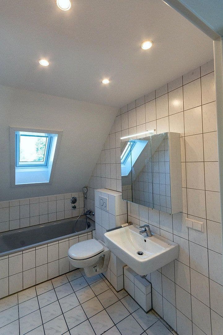 Prenájom bytu 4-izbový 79 m², Burgdorf, Dolné Sasko Prenájom bytu 4-izbový 79 m², Burgdorf, Dolné Sasko