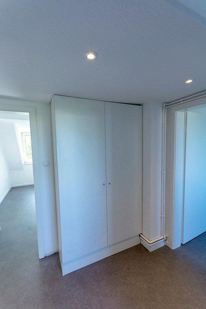 Prenájom bytu 4-izbový 79 m², Burgdorf, Dolné Sasko Prenájom bytu 4-izbový 79 m², Burgdorf, Dolné Sasko