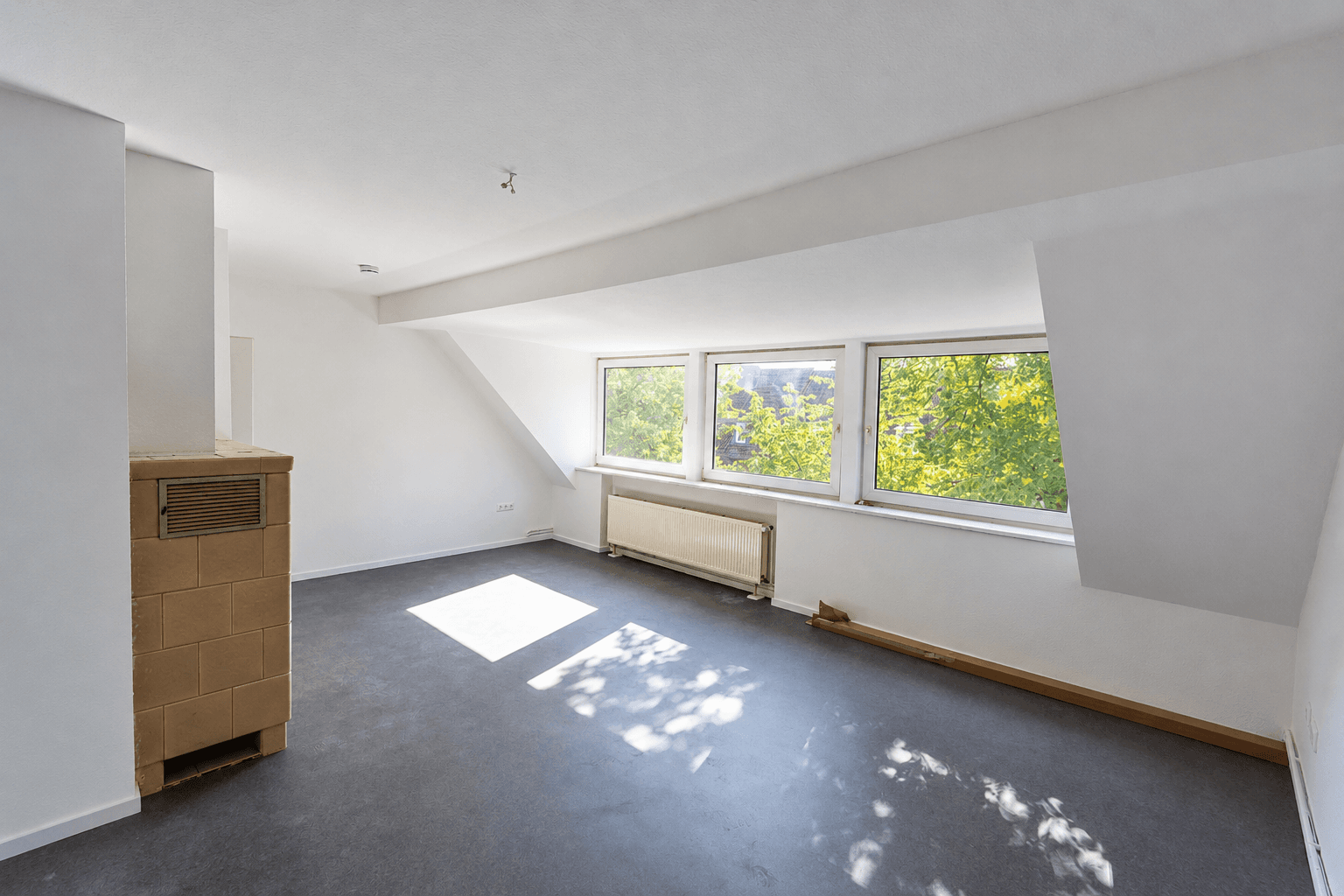 Prenájom bytu 4-izbový 79 m², Burgdorf, Dolné Sasko Prenájom bytu 4-izbový 79 m², Burgdorf, Dolné Sasko