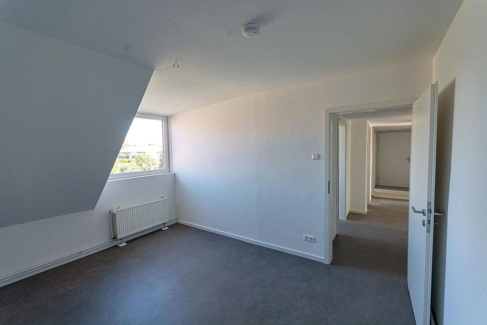 Prenájom bytu 4-izbový 79 m², Burgdorf, Dolné Sasko Prenájom bytu 4-izbový 79 m², Burgdorf, Dolné Sasko