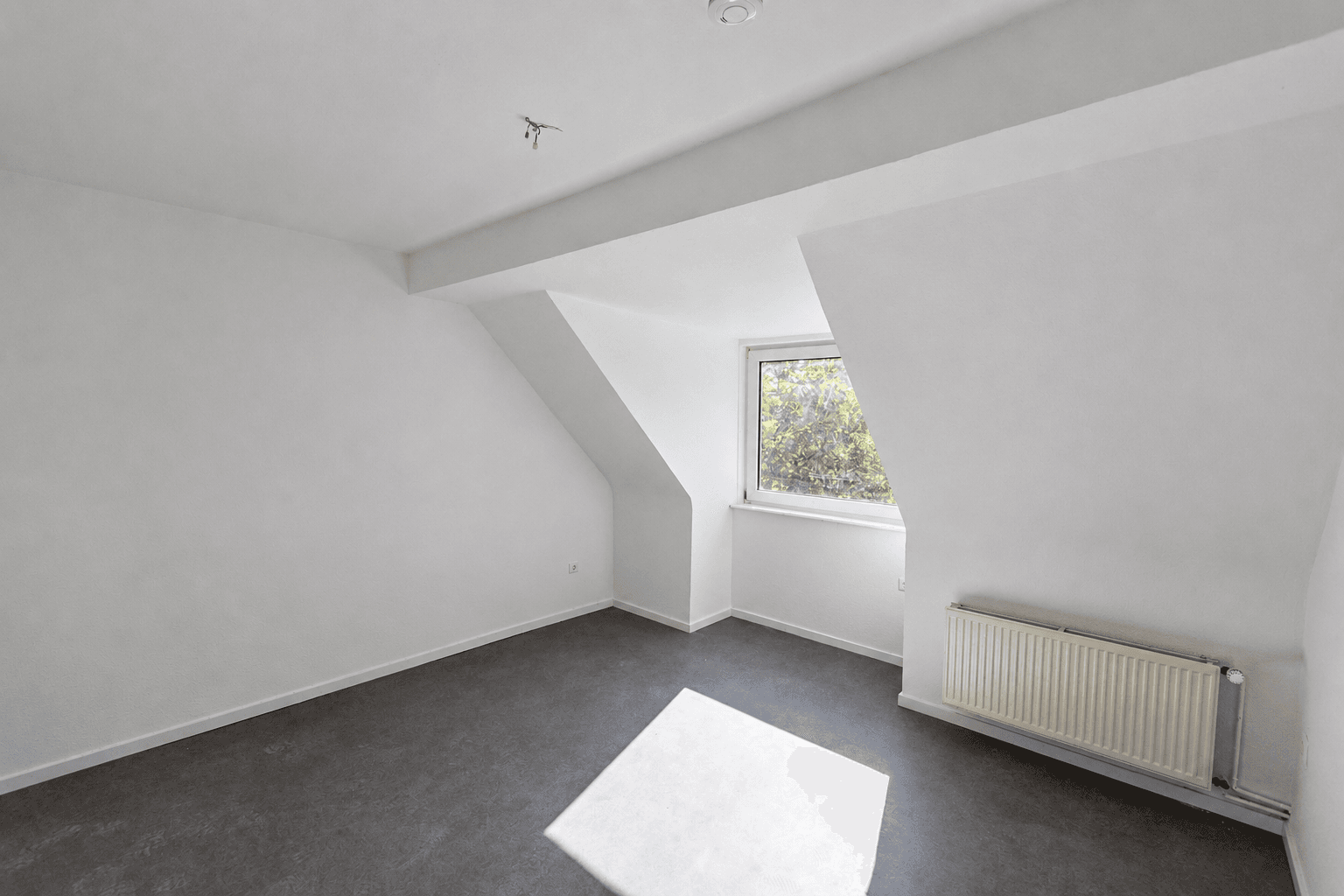 Prenájom bytu 4-izbový 79 m², Burgdorf, Dolné Sasko Prenájom bytu 4-izbový 79 m², Burgdorf, Dolné Sasko