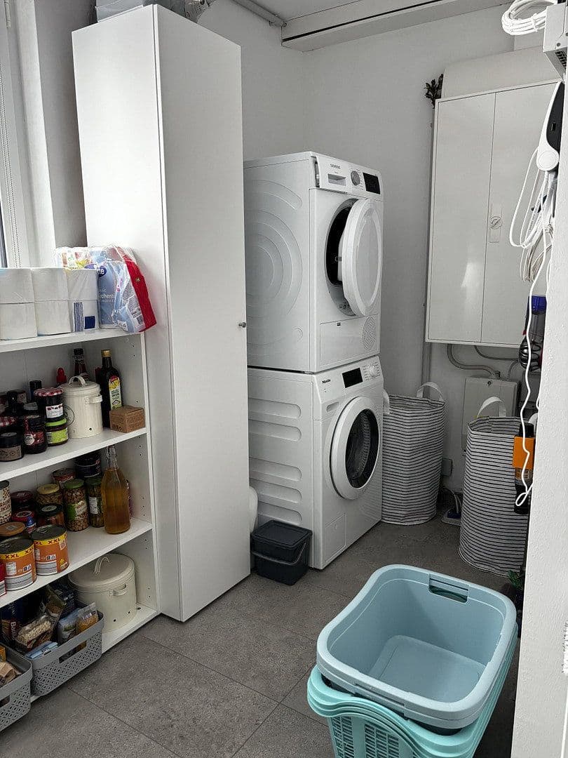 Prenájom domu 148 m², pozemok 340 m², An der Eisenkaul 21 a, Euskirchen, Severné Porýnie - Westfálsko Prenájom domu 148 m², pozemok 340 m², An der Eisenkaul 21 a, Euskirchen, Severné Porýnie - Westfálsko
