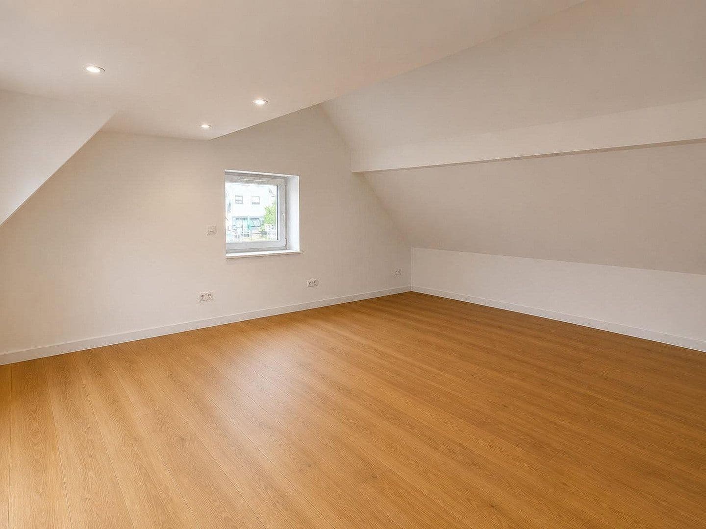 Prenájom bytu 2-izbový 66 m², Hintergasse 17, Frankenthal, Porýnie-Falcko Prenájom bytu 2-izbový 66 m², Hintergasse 17, Frankenthal, Porýnie-Falcko