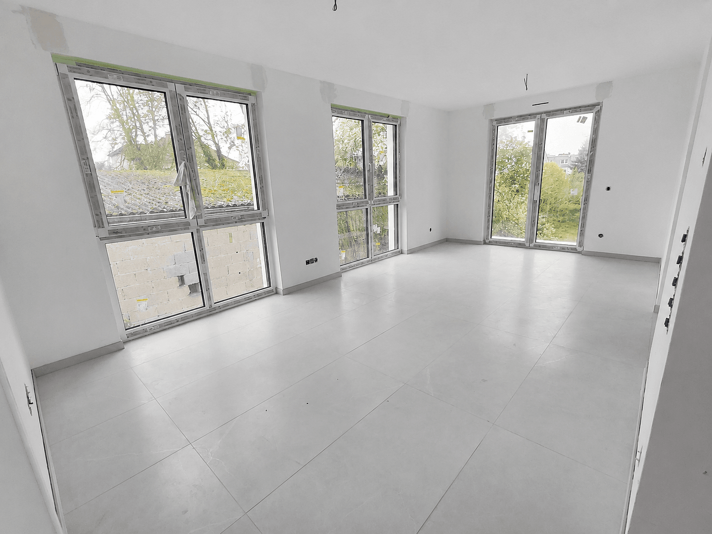 Prenájom bytu 4-izbový 115 m², Erlensee, Hesensko Prenájom bytu 4-izbový 115 m², Erlensee, Hesensko
