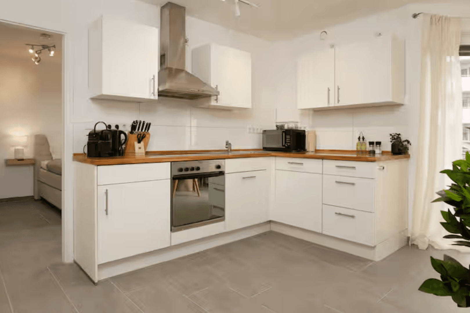 Prenájom bytu 1-izbový 46 m², Schwetzinger Str. 54, Mannheim, Bádensko-Wurttembersko Prenájom bytu 1-izbový 46 m², Schwetzinger Str. 54, Mannheim, Bádensko-Wurttembersko