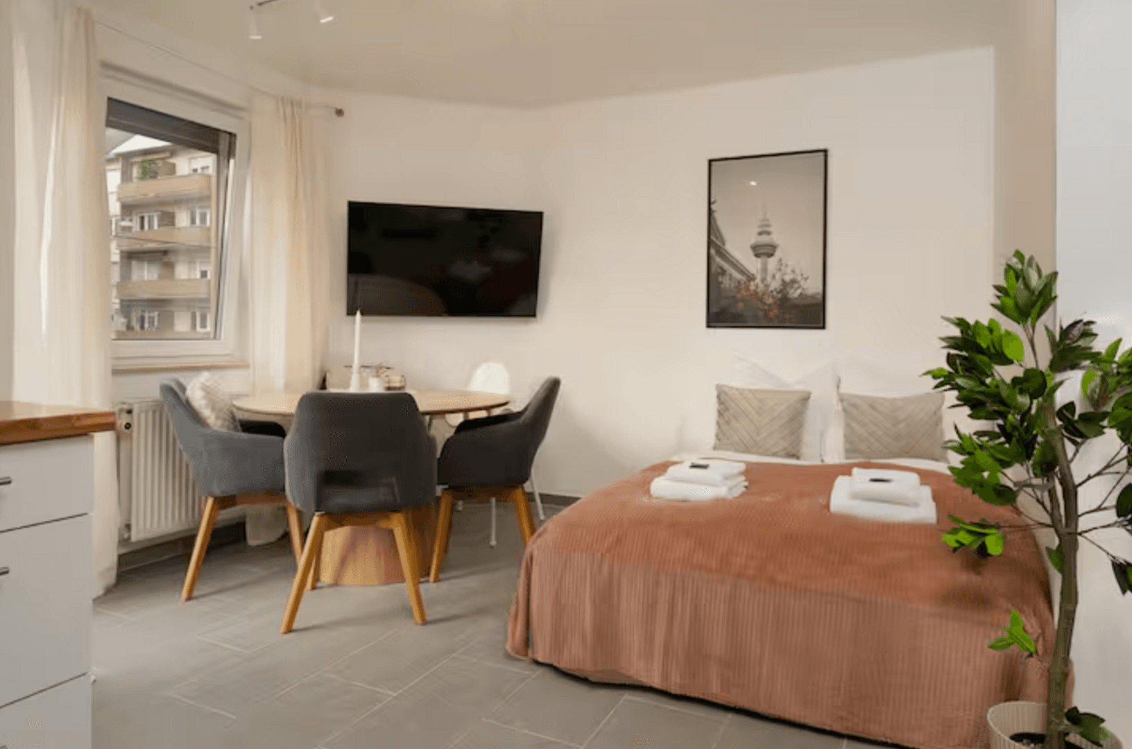 Prenájom bytu 1-izbový 46 m², Schwetzinger Str. 54, Mannheim, Bádensko-Wurttembersko Prenájom bytu 1-izbový 46 m², Schwetzinger Str. 54, Mannheim, Bádensko-Wurttembersko