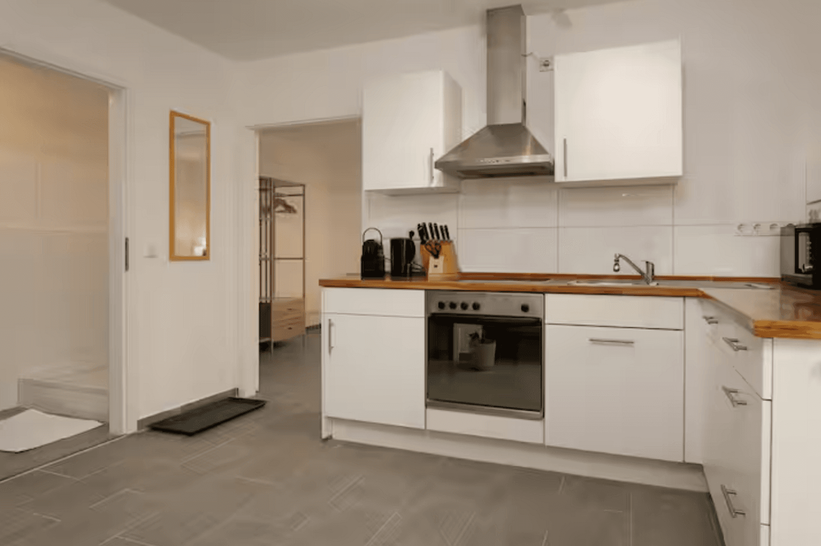 Prenájom bytu 1-izbový 46 m², Schwetzinger Str. 54, Mannheim, Bádensko-Wurttembersko Prenájom bytu 1-izbový 46 m², Schwetzinger Str. 54, Mannheim, Bádensko-Wurttembersko