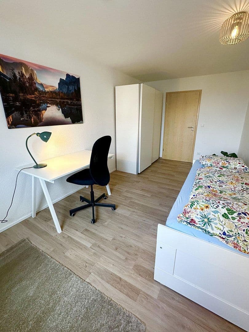 Prenájom bytu 3-izbový 13 m², Kaufbeuren, Bavorsko Prenájom bytu 3-izbový 13 m², Kaufbeuren, Bavorsko