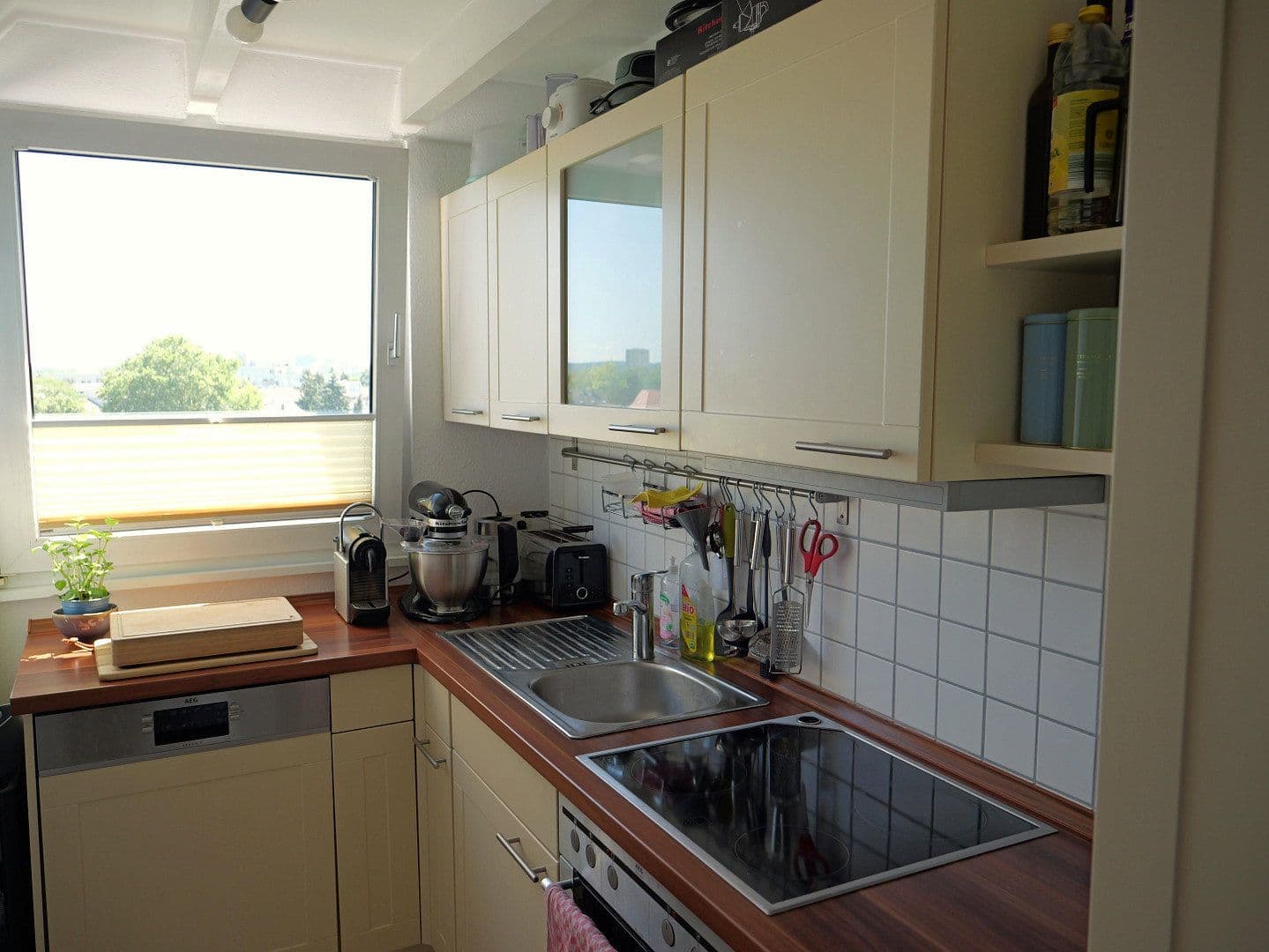 Predaj bytu 2-izbový 61 m², Viktoriastr. 13, Köln, Severné Porýnie - Westfálsko Predaj bytu 2-izbový 61 m², Viktoriastr. 13, Köln, Severné Porýnie - Westfálsko
