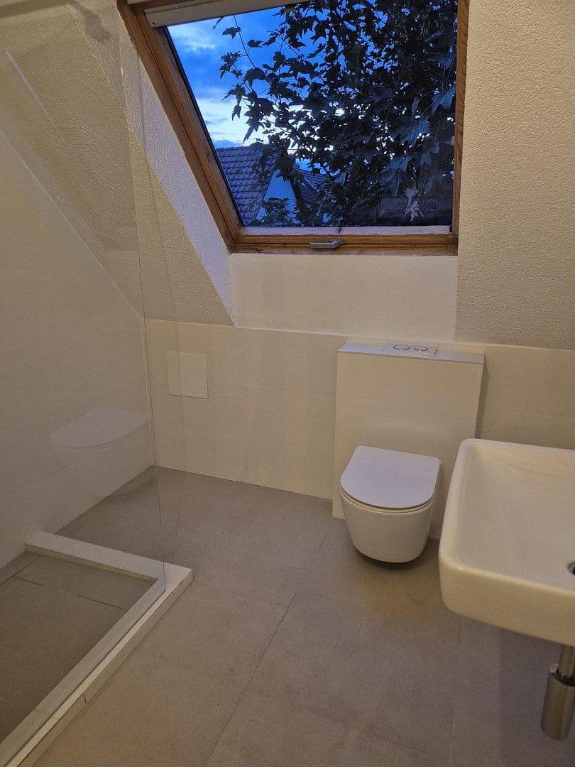 Prenájom bytu 3-izbový 79 m², Konstanz, Bádensko-Wurttembersko Prenájom bytu 3-izbový 79 m², Konstanz, Bádensko-Wurttembersko