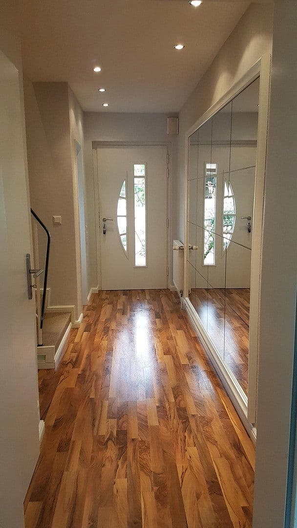 Predaj domu 101 m², pozemok 204 m², Seevetal, Dolné Sasko Predaj domu 101 m², pozemok 204 m², Seevetal, Dolné Sasko