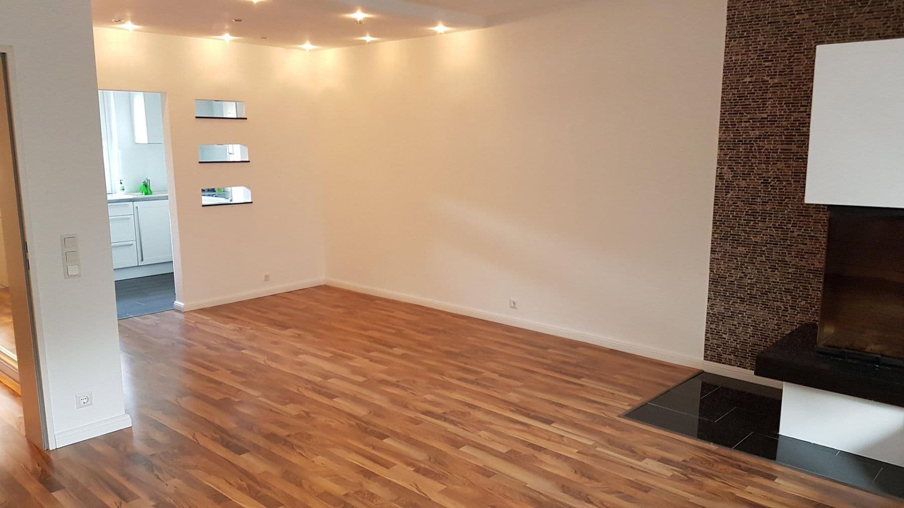 Predaj domu 101 m², pozemok 204 m², Seevetal, Dolné Sasko Predaj domu 101 m², pozemok 204 m², Seevetal, Dolné Sasko