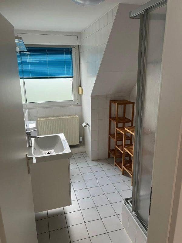 Prenájom bytu 2-izbový 79 m², Rosmarinheide 18a, Troisdorf, Severné Porýnie - Westfálsko Prenájom bytu 2-izbový 79 m², Rosmarinheide 18a, Troisdorf, Severné Porýnie - Westfálsko