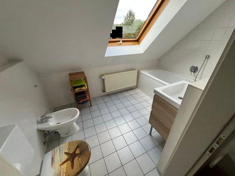 Prenájom bytu 2-izbový 79 m², Rosmarinheide 18a, Troisdorf, Severné Porýnie - Westfálsko Prenájom bytu 2-izbový 79 m², Rosmarinheide 18a, Troisdorf, Severné Porýnie - Westfálsko