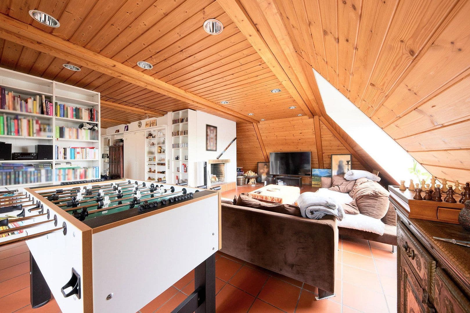 Prenájom bytu 5-izbový 182 m², Herrenberg, Bádensko-Wurttembersko Prenájom bytu 5-izbový 182 m², Herrenberg, Bádensko-Wurttembersko
