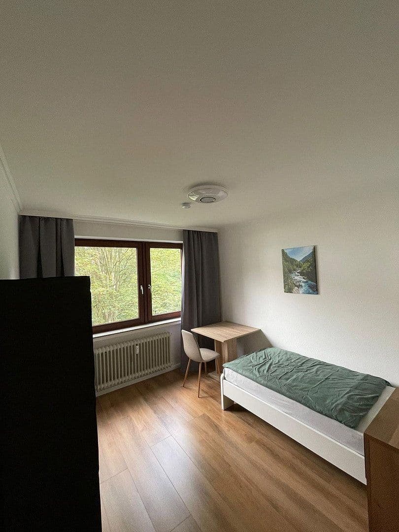 Prenájom bytu 1-izbový 11 m², Hermann-Böse-Straße, Bremen, Brémy Prenájom bytu 1-izbový 11 m², Hermann-Böse-Straße, Bremen, Brémy