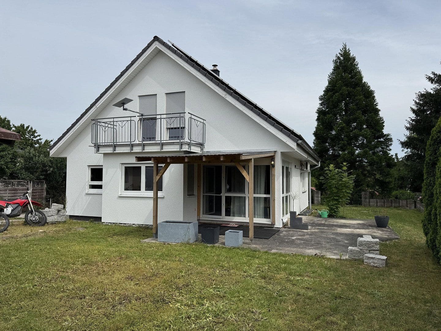Predaj domu 134 m², pozemok 711 m², Kirchroth, Bavorsko Predaj domu 134 m², pozemok 711 m², Kirchroth, Bavorsko